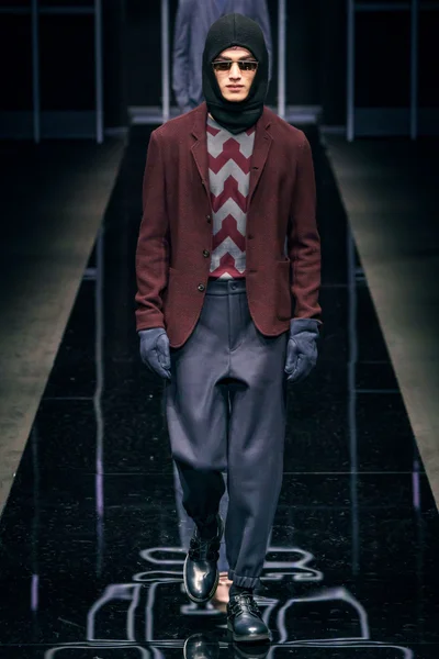 Look 54